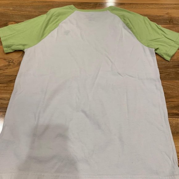 Abercrombie and Fitch Tee - Picture 2 of 2